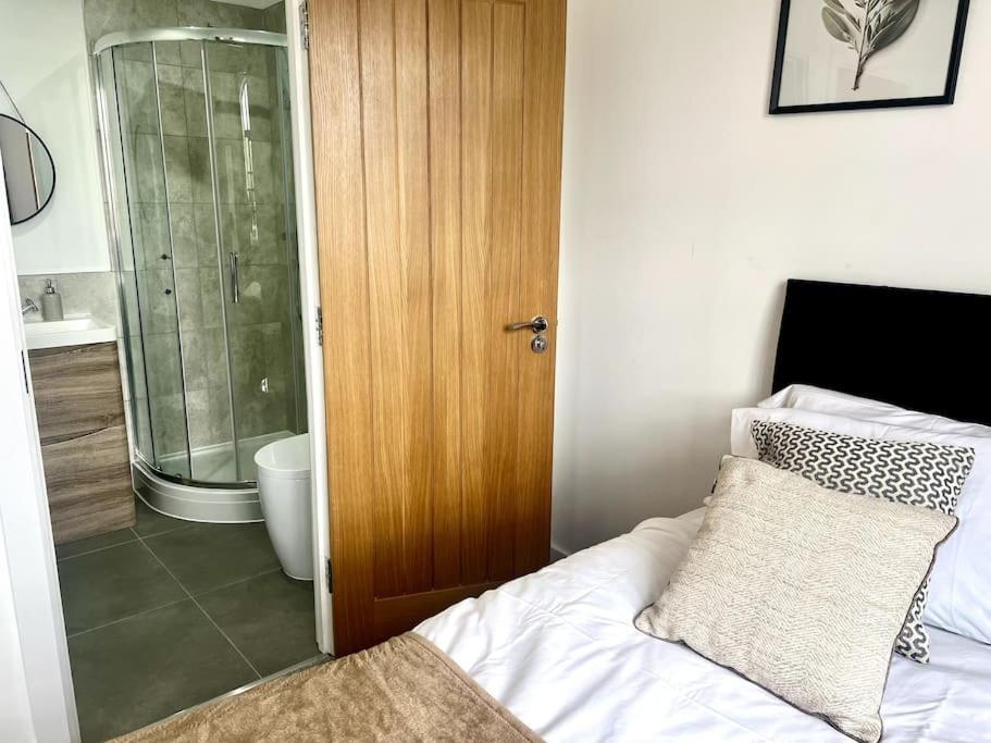 Twilight House -Wyndale Living- B'Ham Jq Townhouse Villa Birmingham Bagian luar foto