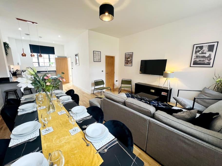 Twilight House -Wyndale Living- B'Ham Jq Townhouse Villa Birmingham Bagian luar foto